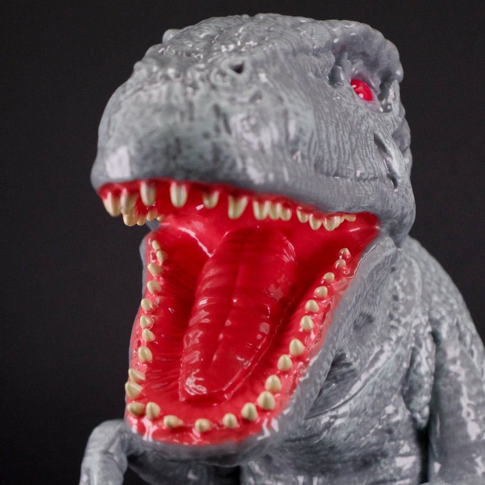 hakaba_gallery's tweet photo. 【ソフビ抽選情報】Seismic Toysより恐竜帝王ウルルが登場！
肉食獣らしい鋭い牙や表皮の質感、凶悪そのものの表情といったポイントをキッチリと作り込むことで、数多くの配下を従える「恐竜軍団」のボスとしての風格をも表現。
抽選期間：8月13日(木)18時〜8月16日(日)23時59分
https://t.co/gafgXsAYKj