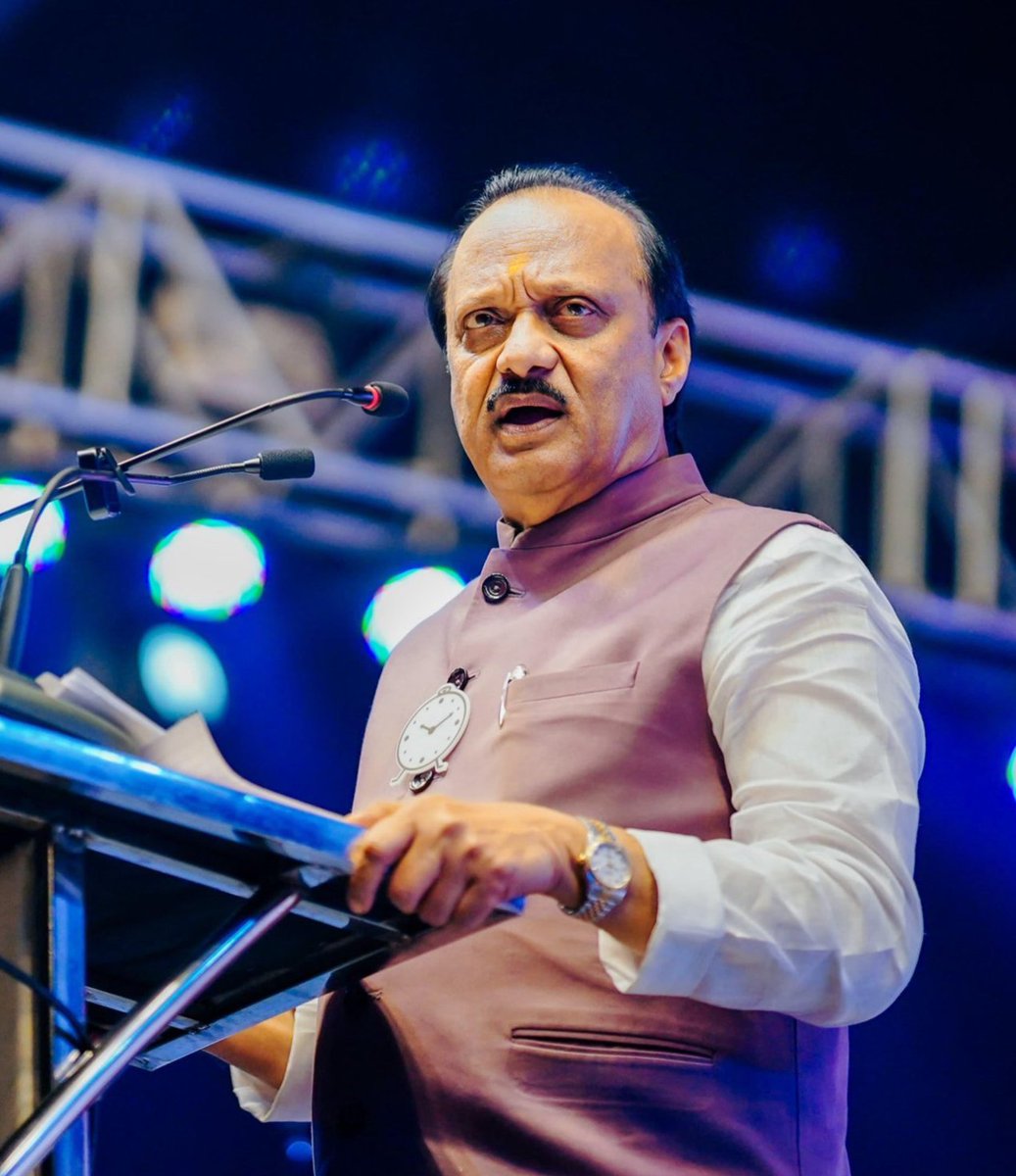 AMARDEEPMHETRE's tweet photo. कार्यकुशल नेतृत्व, अविलक्षण असे सामाजिक, राजकीय कार्य हिच त्यांची ओळख, शब्दाला पक्के असे थोर महाराष्ट्राचे लाडके माजी उप मुख्यमंत्री स्व. अजितदादा पवार यांना जयंतीनिमित्त विनम्र अभिवादन...
#अजितदादा_पवार 
#महाराष्ट्राचा_दादा https://t.co/sb2jfGOJUR