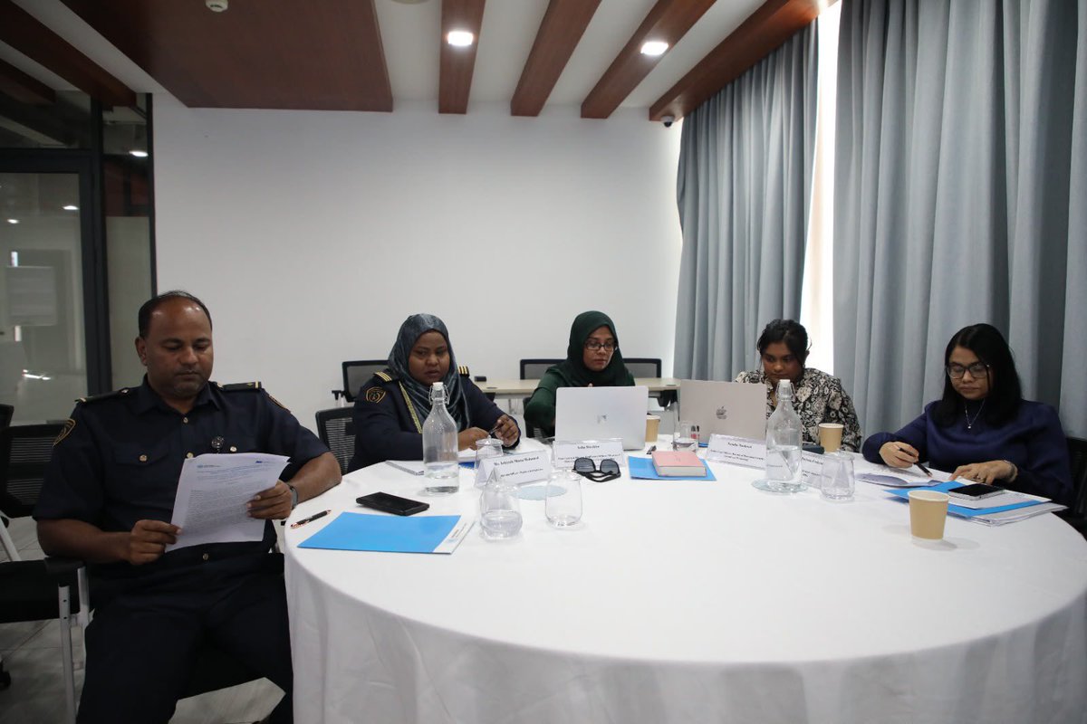 HomeMinistrymv's tweet photo. State Minister Dr. Abdulla Phairoosch delivered the government's opening remarks at the UNODC National Dialogue on Addressing the Smuggling of Migrants. The dialogue brought together officials from the Anti Trafficking in Persons Office, Ministry of Homeland Security, Labour and Technology, Ministry of Foreign affairs, Attorney General's Office, Maldives Police Service, Maldives Immigration, Human Rights Commission of the Maldives, Prosecutor General's Office, IOM and civil society organisations to strengthen coordinated national responses to migrant smuggling.