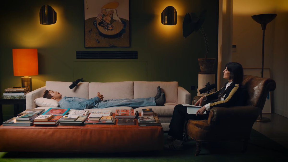 koonimies's tweet photo. this looks right out of the come back to me mv https://t.co/SqoqqUADJt