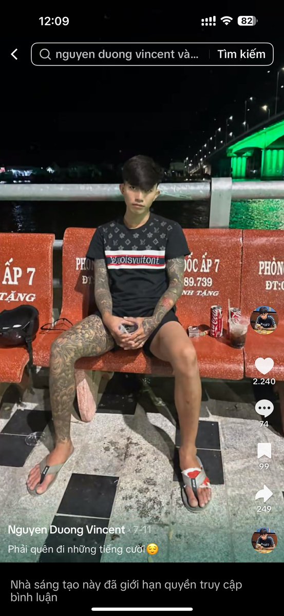 NHMTELEBOYc7's tweet photo. Mê gái cho lắm vô...bị gụ kêu lọ lộ cả piter mới lớn chắc còn Zin https://t.co/XqXBR8ahsL