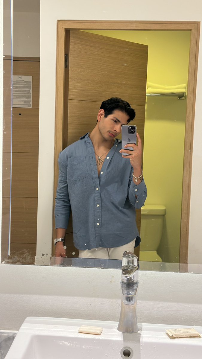 unknownboy1721's tweet photo. 🤷🏻‍♂️ https://t.co/WniXXY0uBO