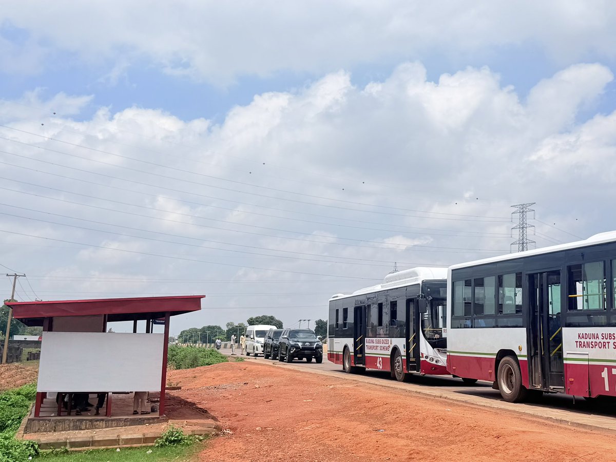 Abdool85's tweet photo. Kaduna free CNG Bus Scheme Benefits 3.2m   Commuters in a year , Bus Stops 80% Completed

The Kaduna State Government says no fewer than 3.2M residents have so far benefited from its free Compressed Natural Gas (CNG) mass transit scheme as part of efforts to improve transportation and ease the cost of commuting across the state.

The Acting Managing Director of Kaduna Line and Acting Director General of the Kaduna State Transport Regulatory Authority (KADSTRA), Engr. Inuwa Ibrahim, disclosed this during an inspection of some of the newly constructed bus stops in Kaduna.

Ibrahim said the transport initiative was one of the key infrastructure projects of Gov. Uba Sani's administration aimed at providing affordable, safe and efficient public transportation for residents.

He said the government was constructing 200 modern bus stops across the state to complement the deployment of 100 CNG powered buses currently providing free transport services.

"As you can see, we are here today to witness the transport infrastructure development that has been undertaken by His Excellency, the Executive Governor of Kaduna State, over the last three years.

"We are at one of the CNG transport bus stops. So far, about 200 bus stops are under construction across the state to support the operation of the 100 CNG buses already deployed," he said.

According to him, the buses operate daily from morning until evening, conveying passengers free of charge along designated routes.

He explained that one of the major routes, running from Rigachikun through Kawo to Sabon Tasha, serves more than 30 communities, providing residents with easier access to transportation.

He said the transport initiative has saved computers over ₦3.5 billion in transportation costs in one year 

Ibrahim said the project was progressing steadily, adding that over 80 per cent of the bus stops had been completed, while the remaining ones would be delivered soon.

He also said the transport system had been fully digitised to enhance operational efficiency and security.

"The buses are equipped with Intelligent Transport System (ITS) devices, making them fully computerised.

"Through our control centre, we can monitor the movement of every vehicle in real time as well as activities taking place at the bus stops for effective management and security purposes," he said.

The KADSTRA boss said the digital monitoring system would improve service delivery, ensure passenger safety and strengthen oversight of the state's public transport network.

He reaffirmed the state's commitment to completing the remaining infrastructure and expanding access to reliable and environmentally friendly transportation for residents.

Ibrahim said the CNG buses would soon begin operation in Zaria and kafanchan, pending the establishment of CNG filling stations in the two locations