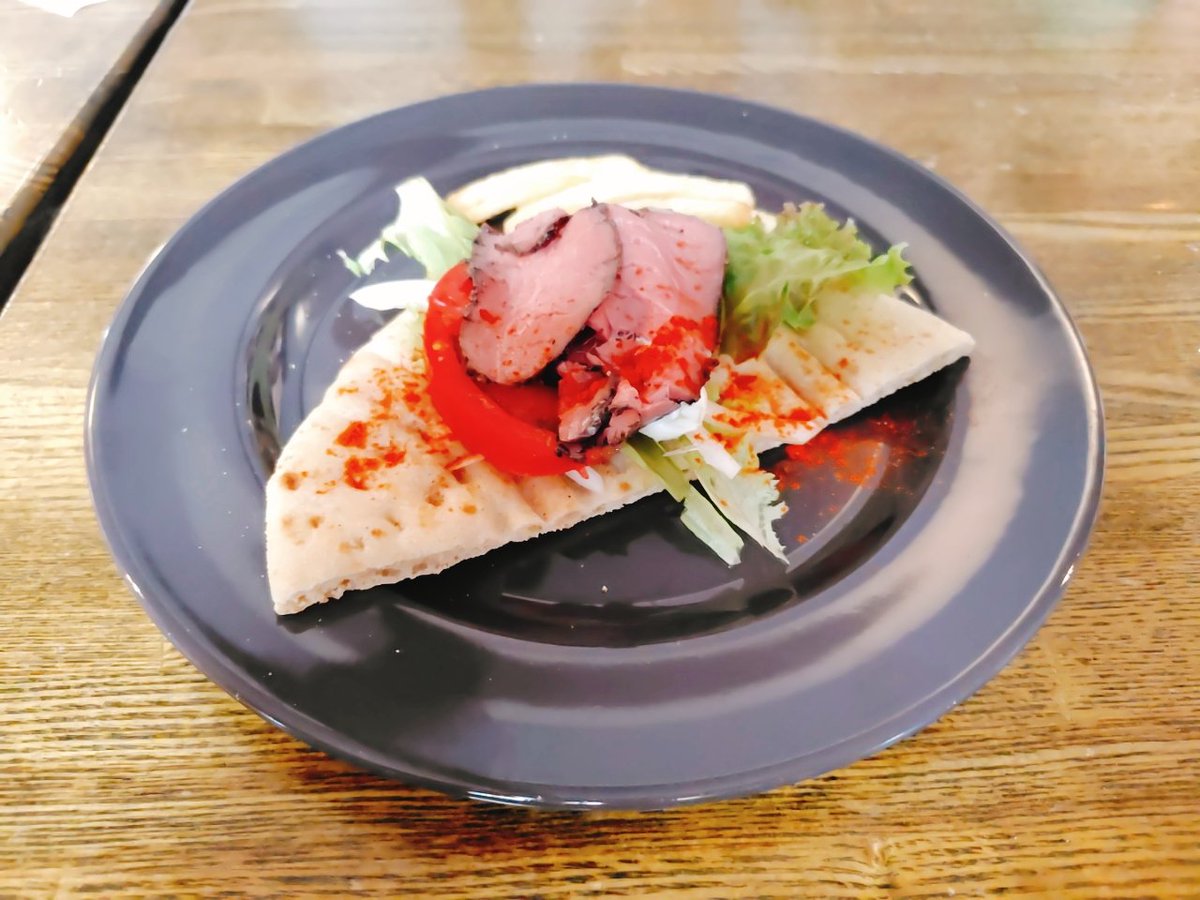 harry_kunitachi's tweet photo. 西国立のギリシャ料理店、シュポールに行って来ました。

お店のご厚意でプチコースを出していただきました。
ちょっとづついろんなお料理を楽しめたので大喜びでした。 https://t.co/z8QiJFRP2n