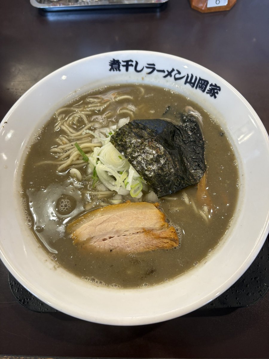 i_iweb's tweet photo. 煮干しラーメン山岡家

極煮干しラーメン🍜 https://t.co/zzDvyBVJnB