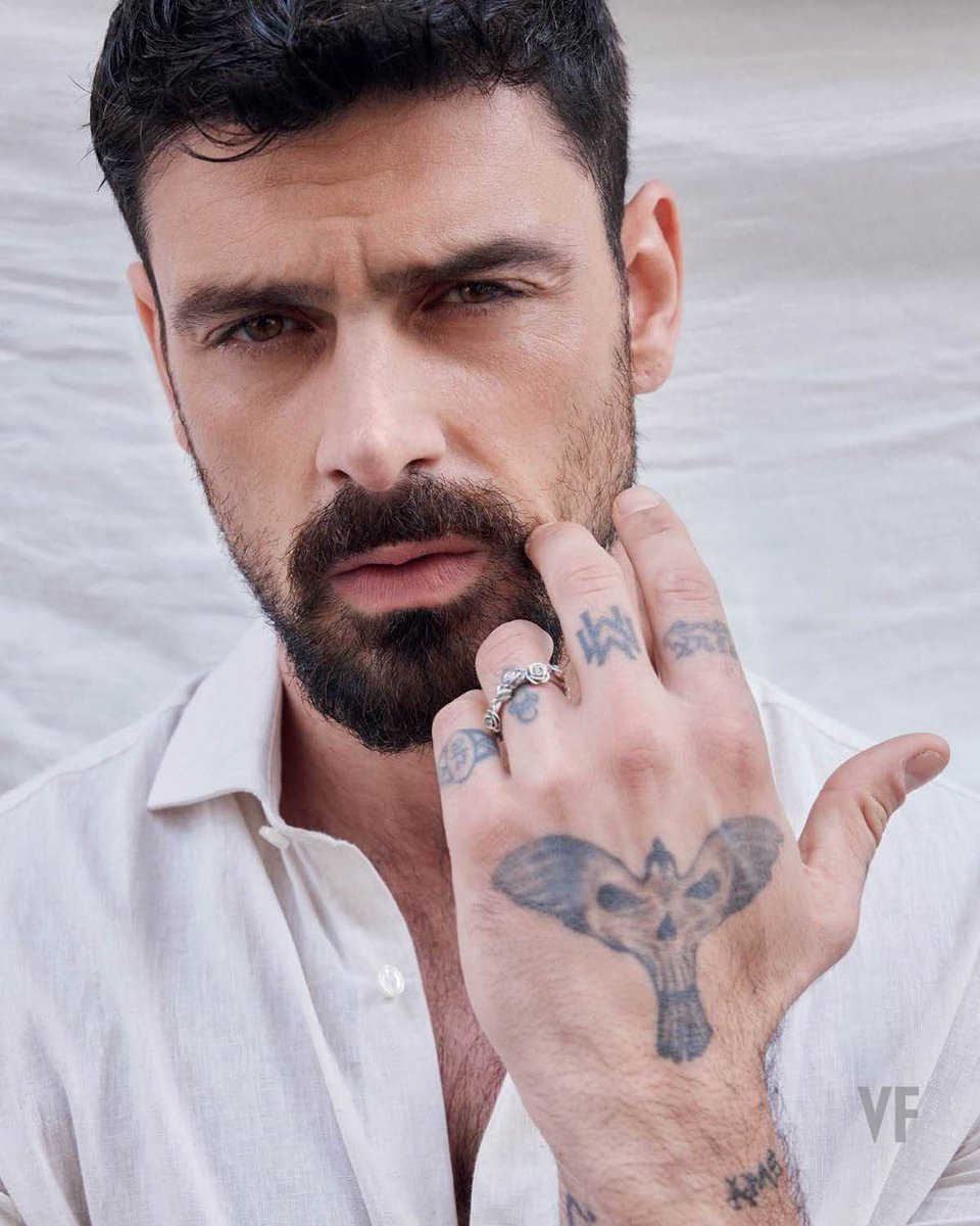 Guapazos's tweet photo. Michele Morrone para Vanity Fair Italia 🔥 https://t.co/0EAxBtsn0n