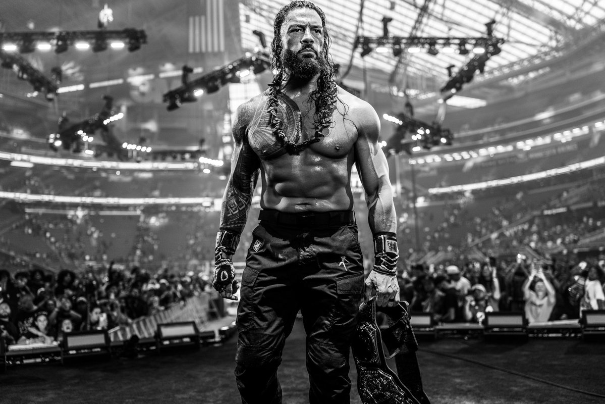 WWERomanReigns's tweet photo. Bring your best.  I promise you it’s not enough.  ☝🏽 #AndStill #SummerSlam 

📸: @RichWadePhoto 
🎥: @redlight24fps https://t.co/AsWuS5CAvV