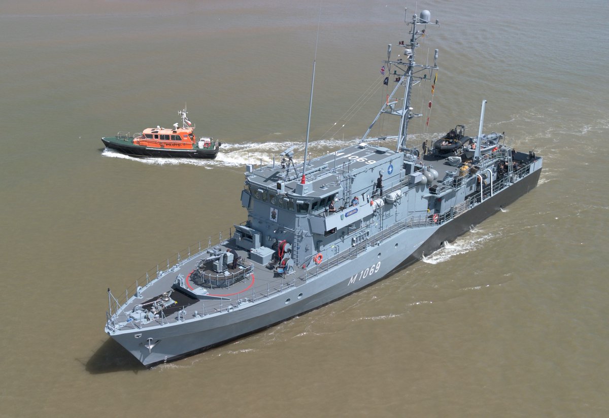 FraserG32883664's tweet photo. The German Navy’s minehunter FGS Homburg. @IBallantyn @WarshipsIFR #SNMG1 #GermanNavy #Warship #Warships #FGSHomburg #M1069 #Minehunter #FrankenthalClass #Minesweeper #MineCountermeasures #FGS #NATO #DeutschMarine #RiverThames #Thames #Minesweepers https://t.co/VBixw8uiDO