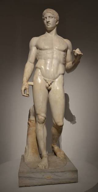AC_Grabiel's tweet photo. @BY1959 Wow. For a moment I thought he was a greek sculpture https://t.co/q4KJQfSbI9