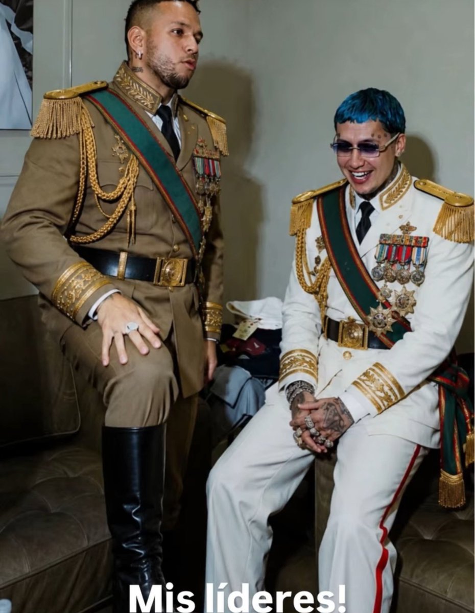 respeten_'s tweet photo. Por esa regla de tres entonces, toda la comunidad somos haters chiquitito.
El que vive con rencor y dolido es él. O vea como responde cuando le mencionan algo aue no le gusta. Oh, sorpresa! Igual que con sus amigos! 👇
https://t.co/GhzyMhhZCX https://t.co/GhzyMhhZCX https://t.co/wqBLC9TC9s