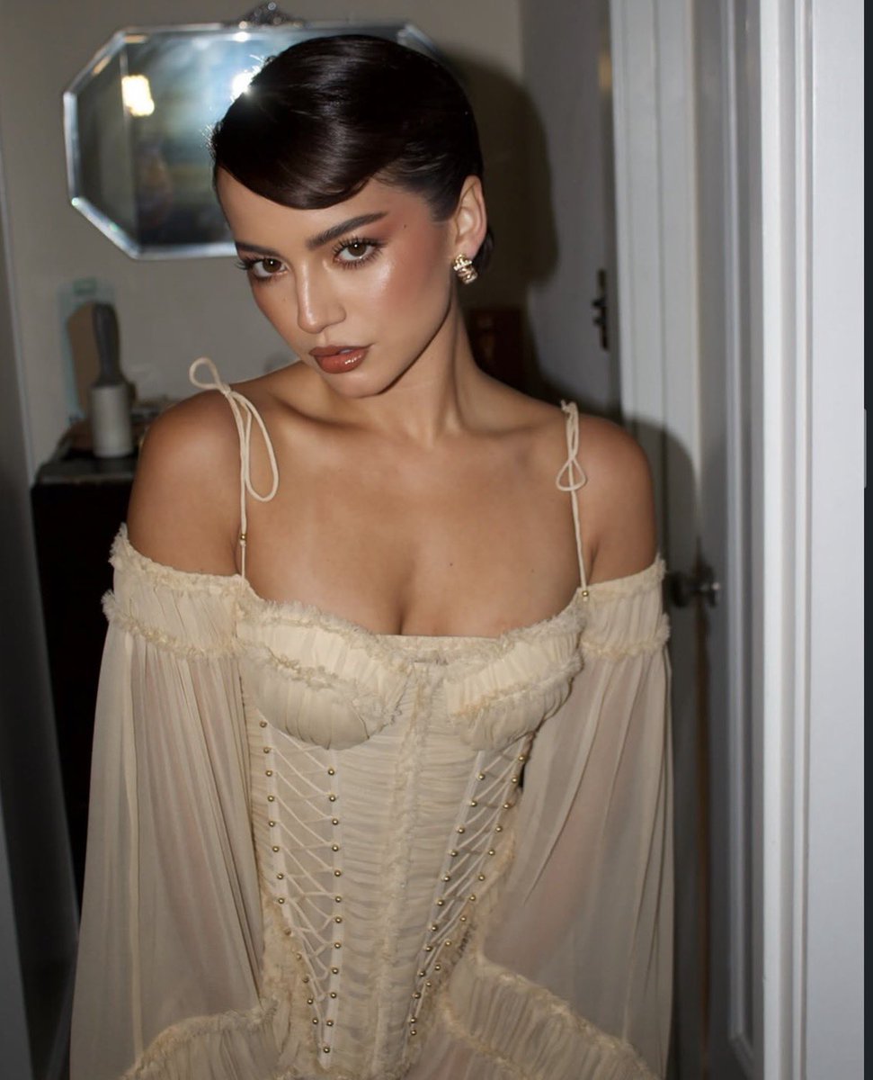 HeroGreenie's tweet photo. @JulianaNYU you are my everything especially my #WCE https://t.co/U8emeAC6GR