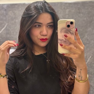 LaClauis's tweet photo. #NuevaFotoDePerfil https://t.co/4sjRYC1X6n