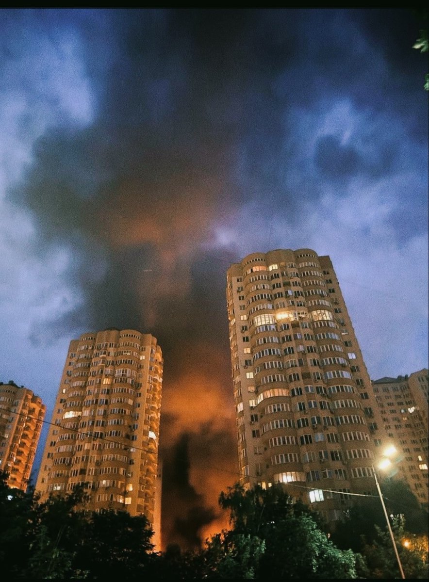 EbrahimZolkxy's tweet photo. Israel is burning in flames again! 🔥🇮🇱💥💀 https://t.co/FKS3hwhTZQ