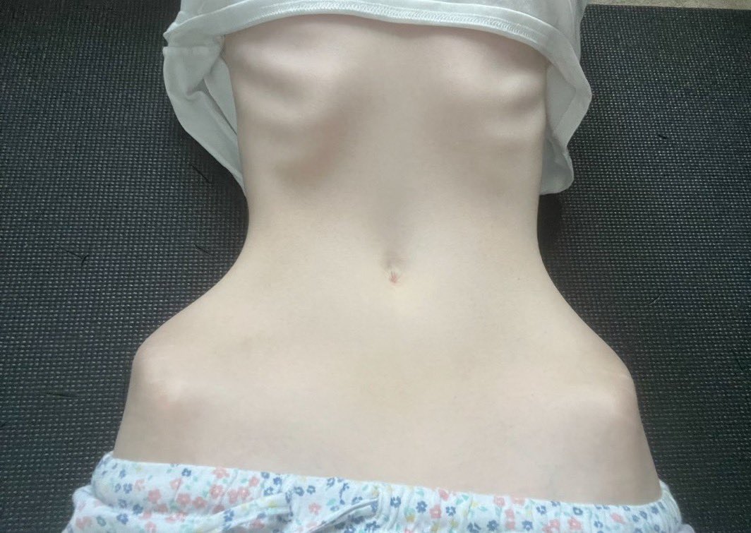 littldiary's tweet photo. high 19s vs low 15s and my ribs just…… stayed the exact same fml https://t.co/SktfymCRTm