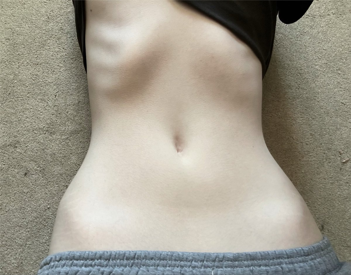 littldiary's tweet photo. high 19s vs low 15s and my ribs just…… stayed the exact same fml https://t.co/SktfymCRTm