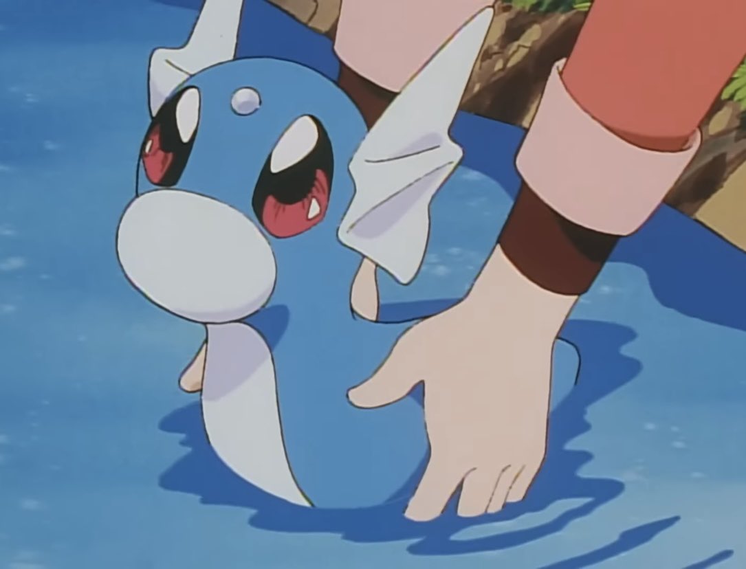 pokemonjewels's tweet photo. dratini swimming 🥺 https://t.co/JpeUUULYF1