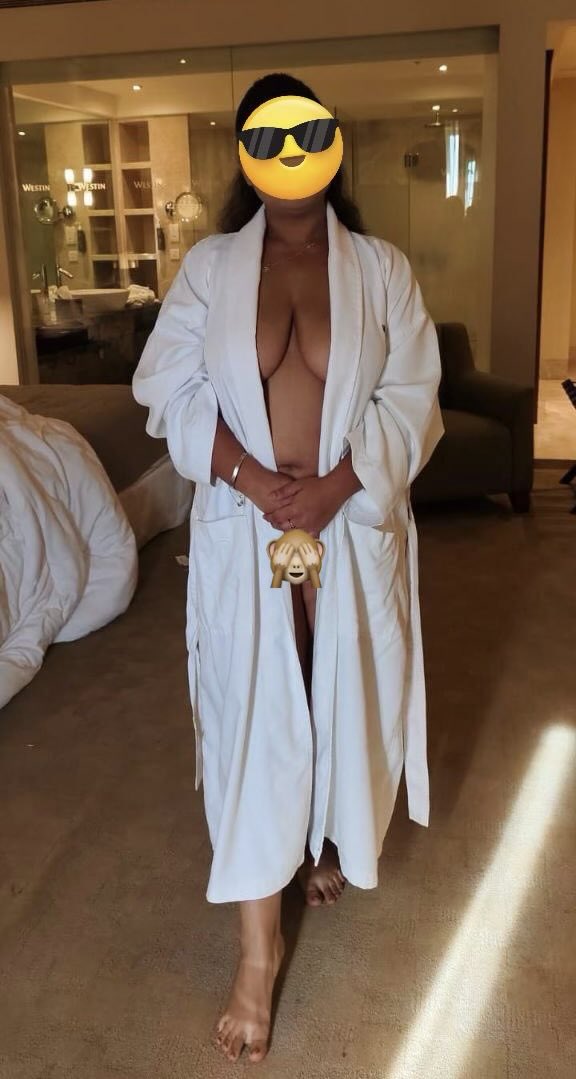 Cuck_Influencer's tweet photo. Cucky,for this year’s birthday ur wife agreed to do the dare that u have been begging for long time.On her office trip,ur wife opened door to room service in her bathrobe,half an hour later u received video call seeing ur wife moaning with pain &amp;pleasure fucked room service guy. https://t.co/5izJuZj2iW