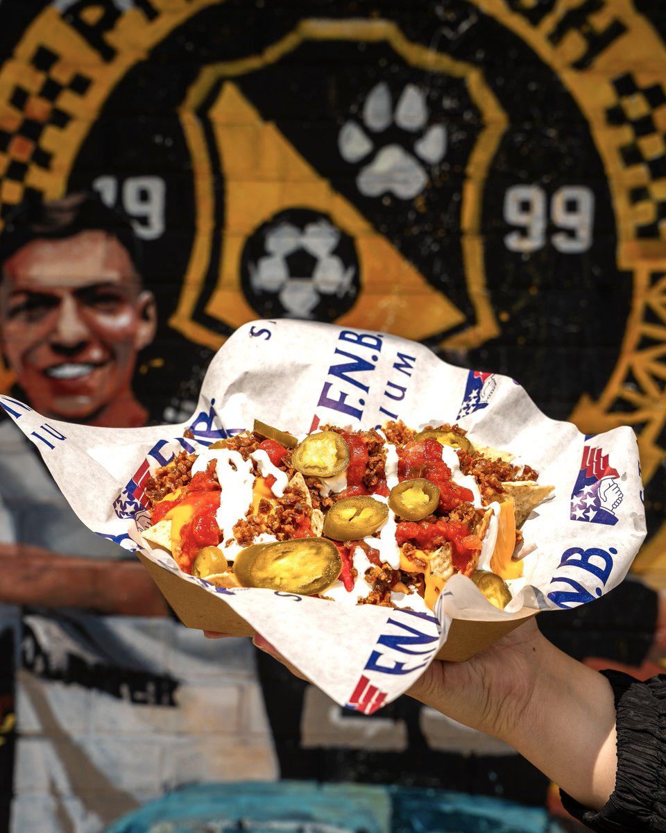 RiverhoundsSC's tweet photo. 🍑 New month, new flavors. 😋   Our August specials have arrived! Grab the Chorizo Nachos, Stadium Cheeseburger with Caramelized Onion and Stadium Sauce, The Distillery’s Peach Crush Cocktail, and Peach Cobbler Funnel Cake while they're here. 🍔 https://t.co/MEXfk64B3z
