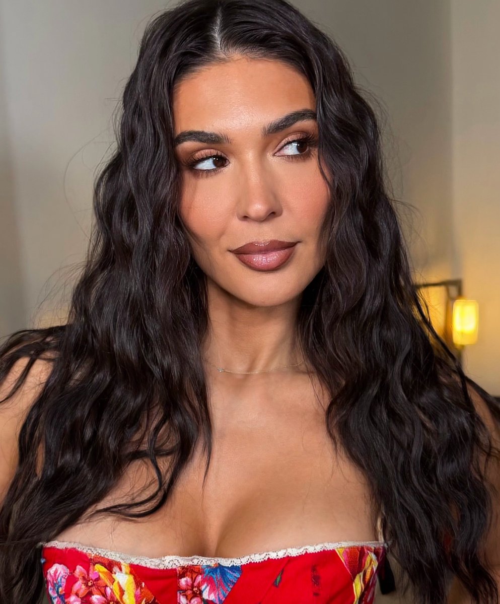 BabesnWrasslin's tweet photo. WWE Backstage Interviewer Cathy Kelley https://t.co/kWZHoibpt6