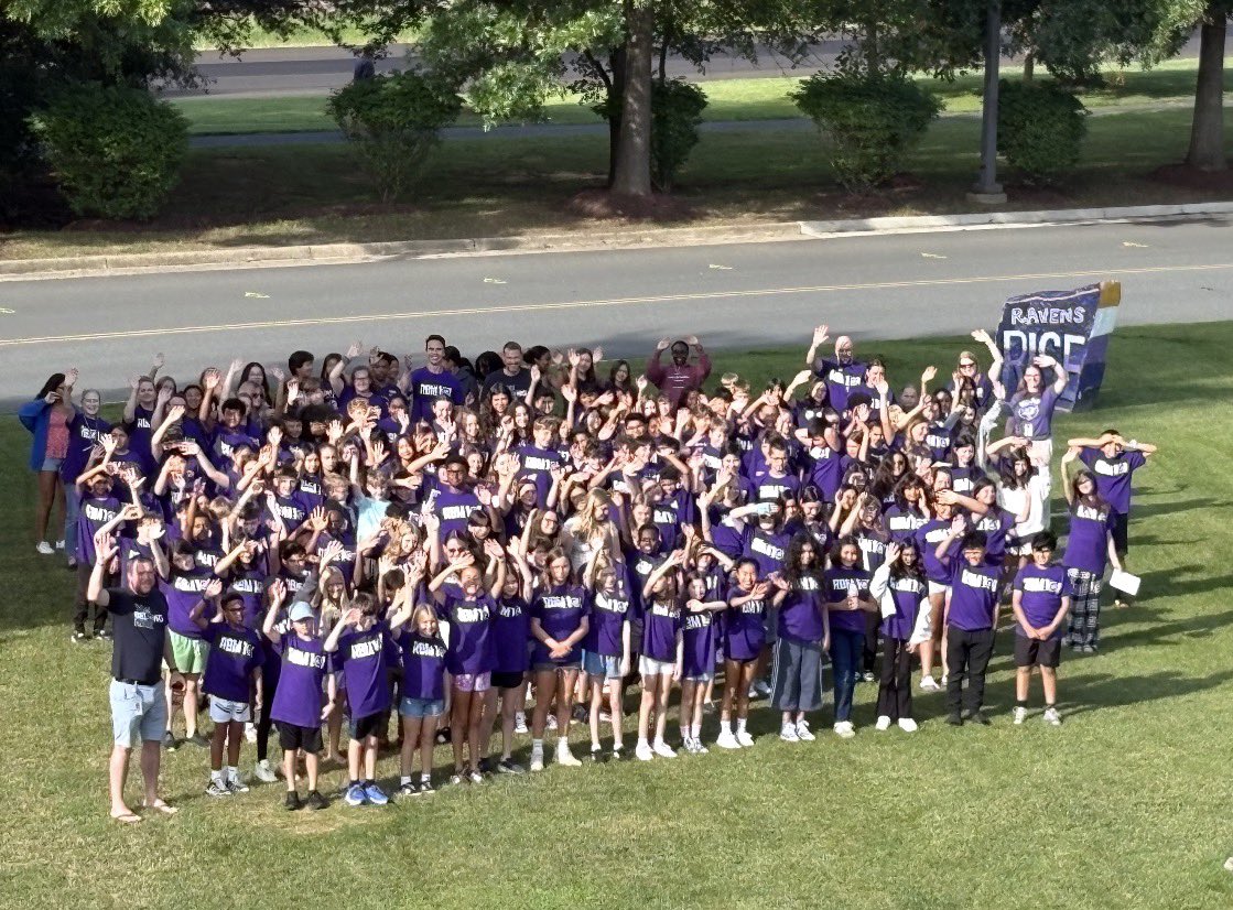 RBMS_Official's tweet photo. RBM 101 was a tremendous success as we helped prepare many of our new 6th grade students for a smooth transition to middle school. We are excited to welcome all of our students back for the first day of school on Monday, August 17! https://t.co/qwtICfolur