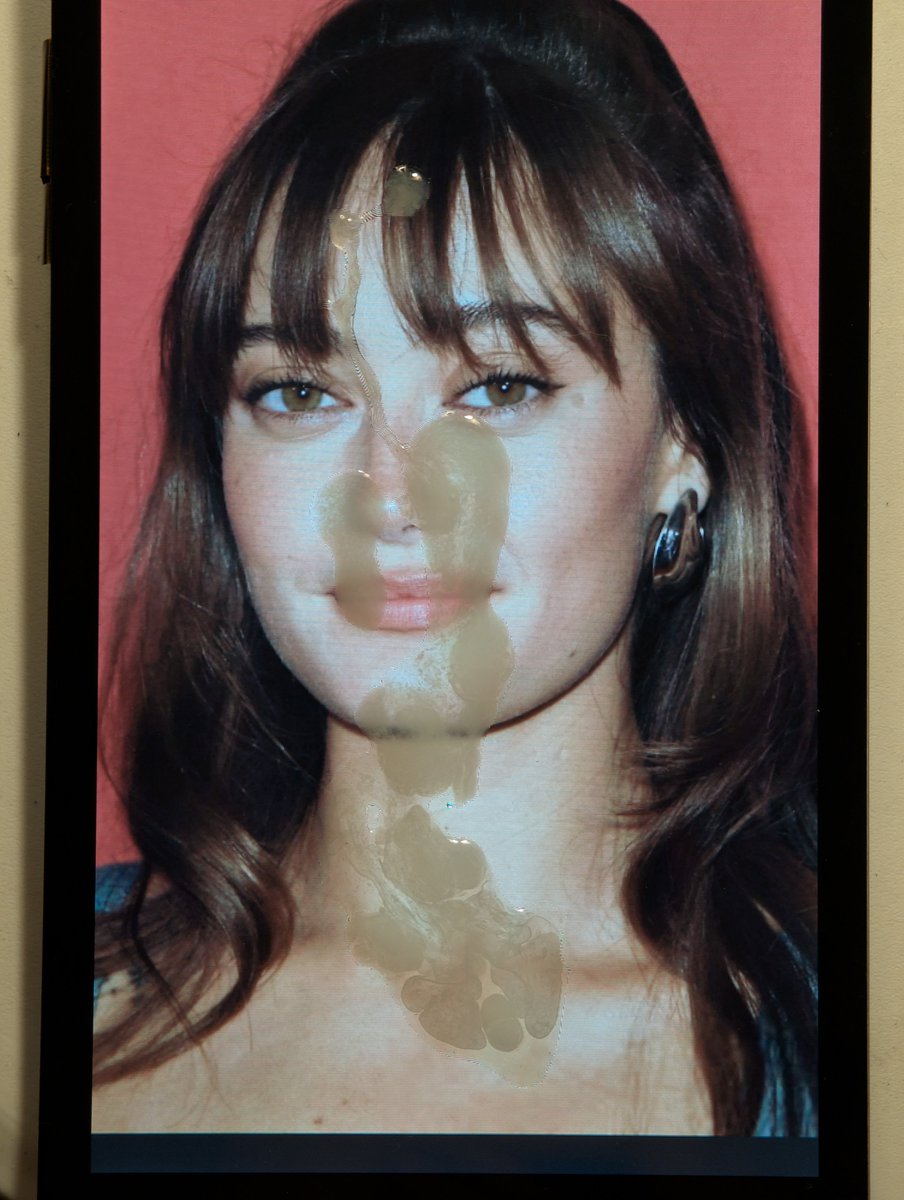 jamesd6422's tweet photo. ella purnell cum tribute 

#ellapurnell #cum #tribute #cumtribute https://t.co/XiKlgnHtgx