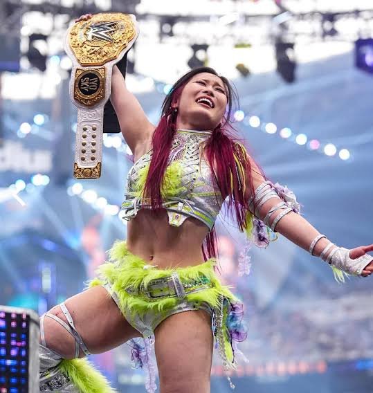 EliteClubS0B's tweet photo. IYO SKY was originally expected internally to defeat Liv Morgan for the World Title at SummerSlam, with that plan reportedly in place for over a month.

The original plan also called for a Stephanie Vaquer vs. Liv Morgan non-title program in the fall, as well as Roxanne Perez leaving The Judgment Day.

However, those plans were ultimately changed.

(@SelfMadePW)