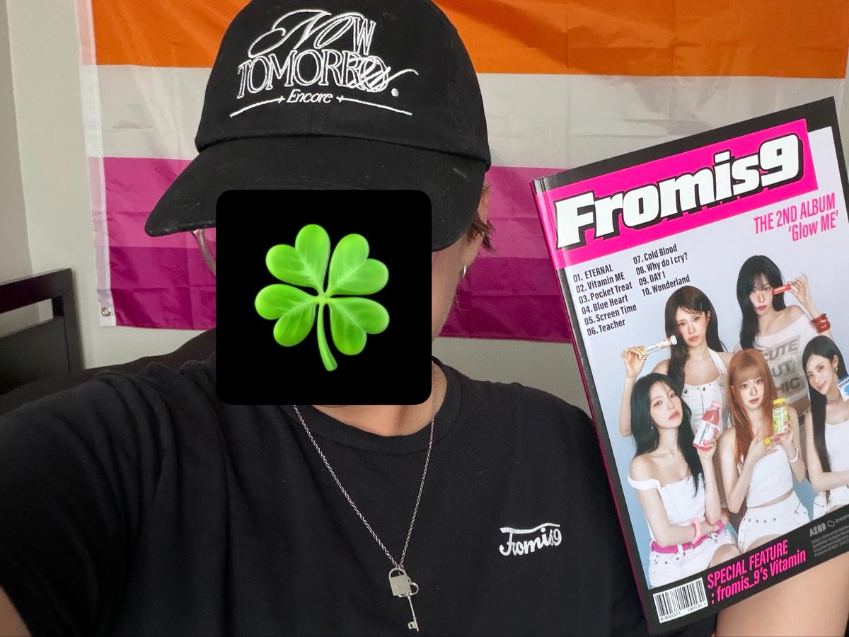 lgbtmis's tweet photo. fit check to go get my fromis tattoo :3 https://t.co/Td9cVYOaQD