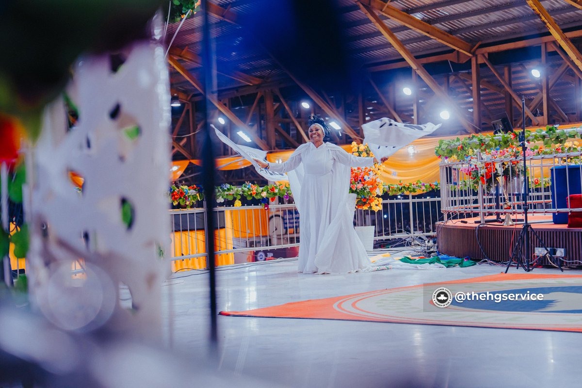 rccghq's tweet photo. We worship the Majesty of our God We honor His authority.
We have come to Magnify His holy name.

Day 3
Evening Session

#MountainMovers
#RCCGAnnualConvention2026
#RCCG https://t.co/hOzkwYK76G