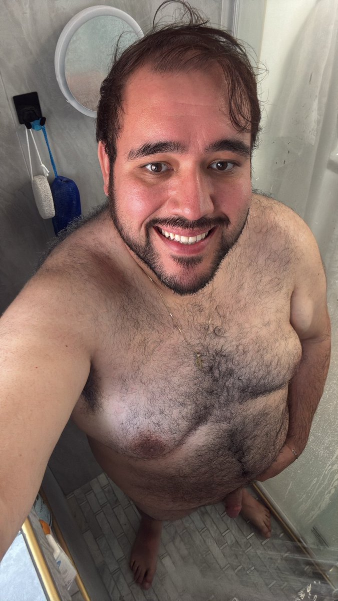Rick122113's tweet photo. Super hot showers remind me of you.
#gay #humpday #foreverandever https://t.co/nJzkekpKcK