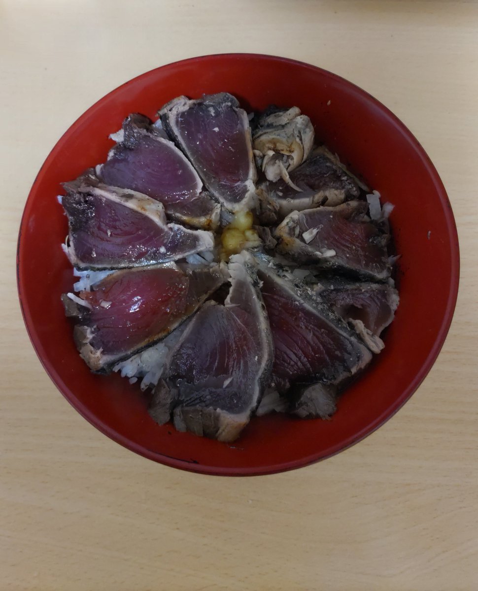 sarutama2003's tweet photo. #今日のさるごはん
鰹丼(*´￢｀๑)

さる https://t.co/RNWiz6w2lL