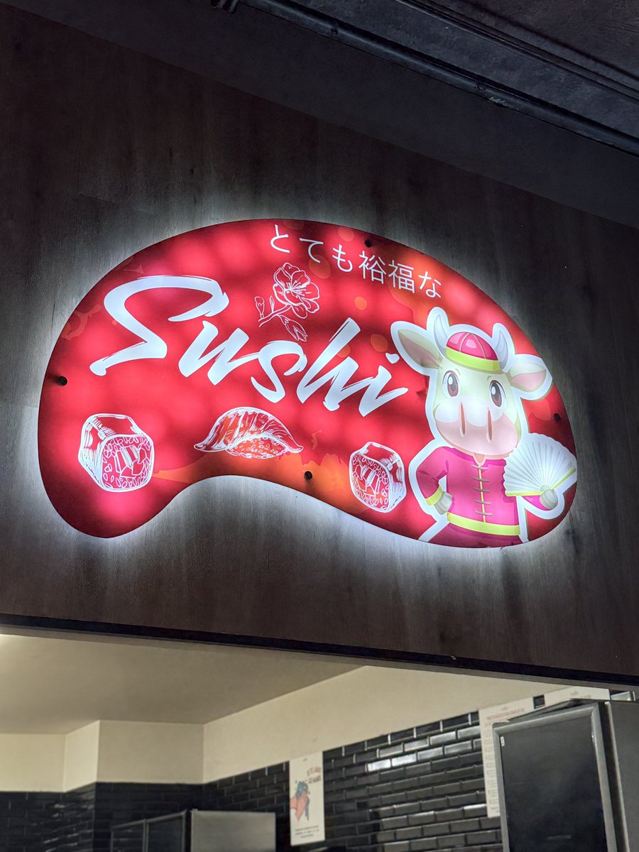 vdiib_'s tweet photo. at a chinese buffet https://t.co/mPrUp8s3fO