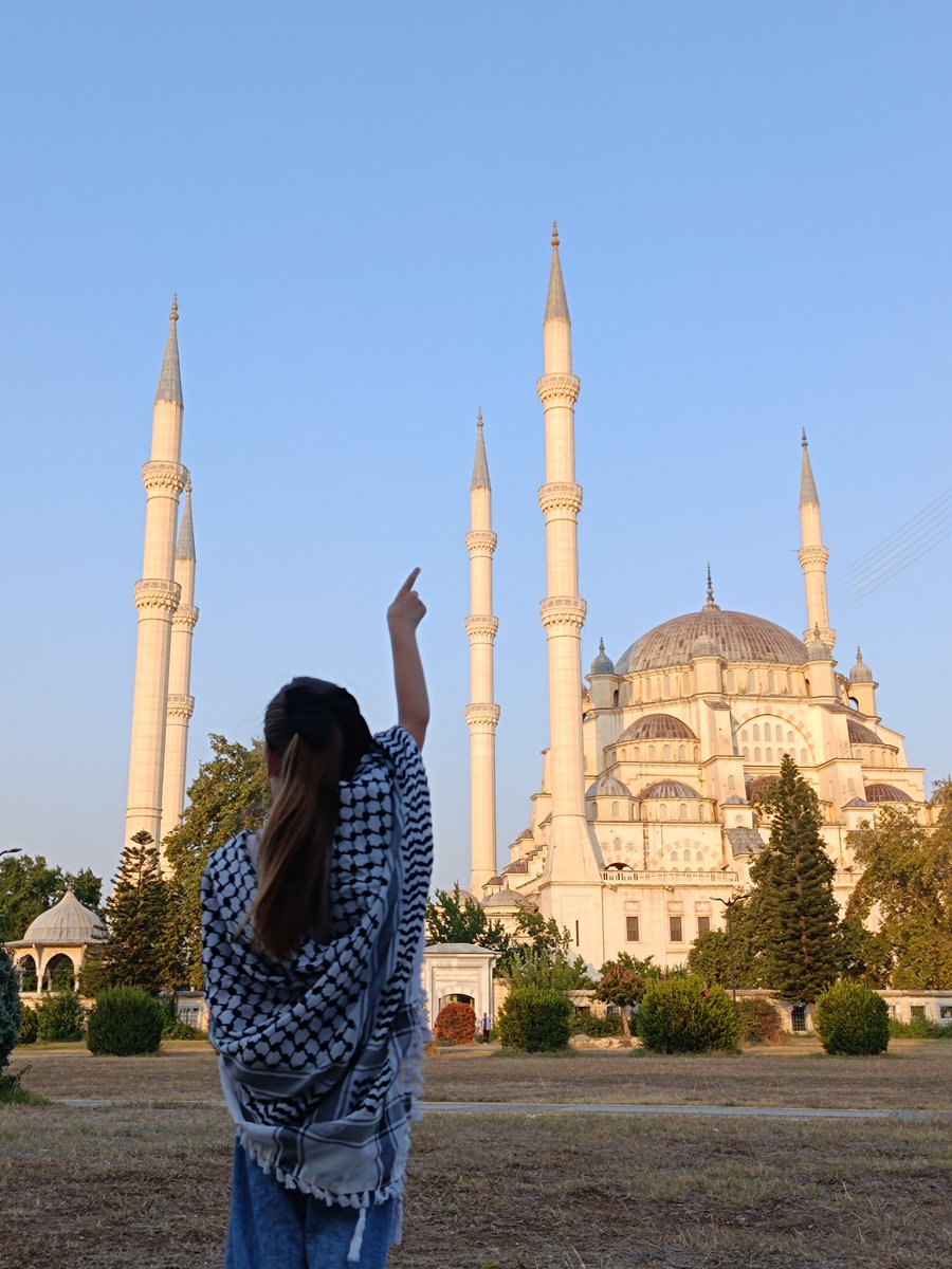 firdevsgok_'s tweet photo. "İman edenlere yardım etmek ise,
  bizim üzerimize bir haktır" https://t.co/jhS440WHst