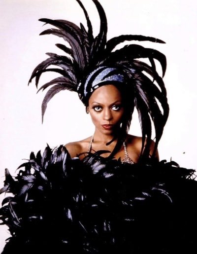 notgwendalupe's tweet photo. diana ross, 1977 https://t.co/HmmZpGEFJv
