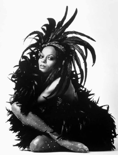 notgwendalupe's tweet photo. diana ross, 1977 https://t.co/HmmZpGEFJv