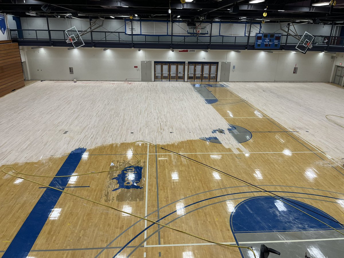 LakelandLakers's tweet photo. Fresh hardwood loading... πππ
Weβre sanding down the court to make way for a major court upgrade. Whoβs ready to see the new look? π π
#LakelandCC #LakerPride #RideTheWave #GymRenovation https://t.co/gRZYhGj9Lf