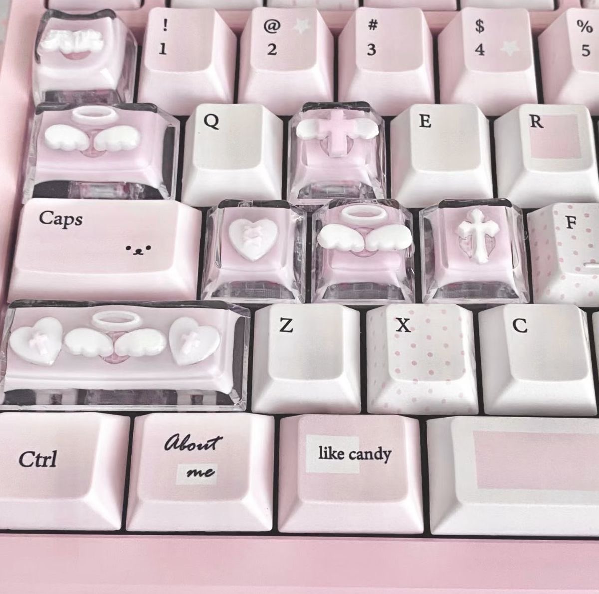 toofaced's tweet photo. https://t.co/rOkv0ngD9c
