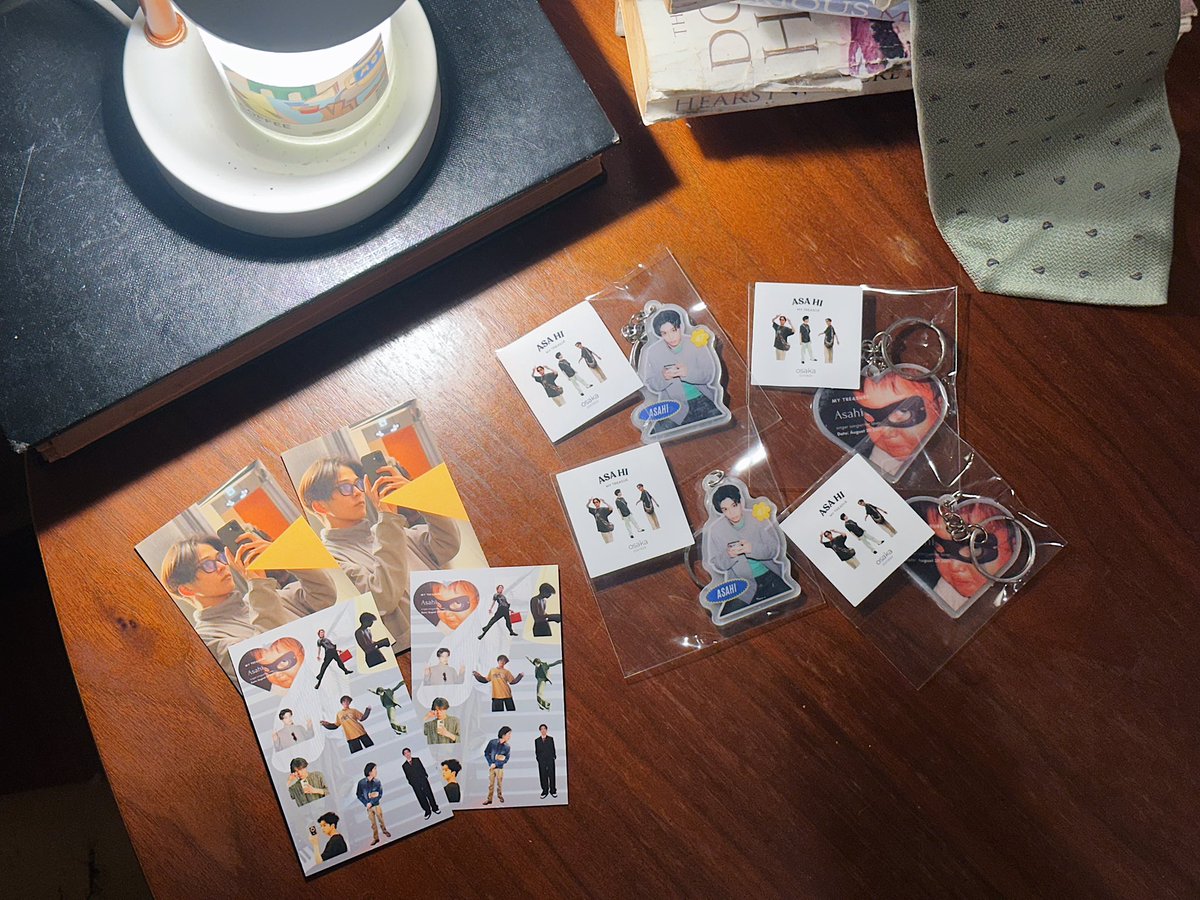 samannachan's tweet photo. 💎 6th Anniversaly TREASURE Cafe Project✨

🗓️6 AUG - จนกว่าจะหมด (8ea)
📍ซ.อิงมอ หลังม.ขอนแก่น

🌻จ-พฤ 12:00-19:00
🌻ศ-อา 10:00-20:00

📌1 Order(60฿ขึ้นไป)/ 1 Keyring + 1 Photocard

ขอบคุณโปรเจคจาก @jinmi_o ด้วยนะคะ 🙇🏻‍♀️

#TREASURE6thAnniversary
#TREASURE #samanproject https://t.co/XlKkJ53z5k