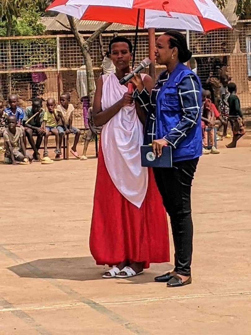 AlightRwanda's tweet photo. 🩺 𝐖𝐨𝐫𝐥𝐝 𝐇𝐞𝐩𝐚𝐭𝐢𝐭𝐢𝐬 𝐃𝐚𝐲 𝐚𝐭 𝐌𝐚𝐡𝐚𝐦𝐚 𝐂𝐚𝐦𝐩 💛
@AlightRwanda with @UNHCR, @RwandaEmergency &amp; partners, held a hepatitis prevention session led by Dr. Charlene.  414 screened. Positive cases now  in treatment.
Screening saves lives. 
#WorldHepatitisDay https://t.co/LiH44XY61b