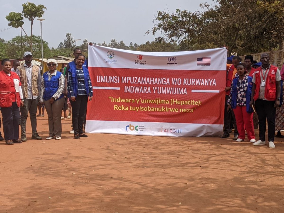 AlightRwanda's tweet photo. 🩺 𝐖𝐨𝐫𝐥𝐝 𝐇𝐞𝐩𝐚𝐭𝐢𝐭𝐢𝐬 𝐃𝐚𝐲 𝐚𝐭 𝐌𝐚𝐡𝐚𝐦𝐚 𝐂𝐚𝐦𝐩 💛
@AlightRwanda with @UNHCR, @RwandaEmergency &amp; partners, held a hepatitis prevention session led by Dr. Charlene.  414 screened. Positive cases now  in treatment.
Screening saves lives. 
#WorldHepatitisDay https://t.co/LiH44XY61b