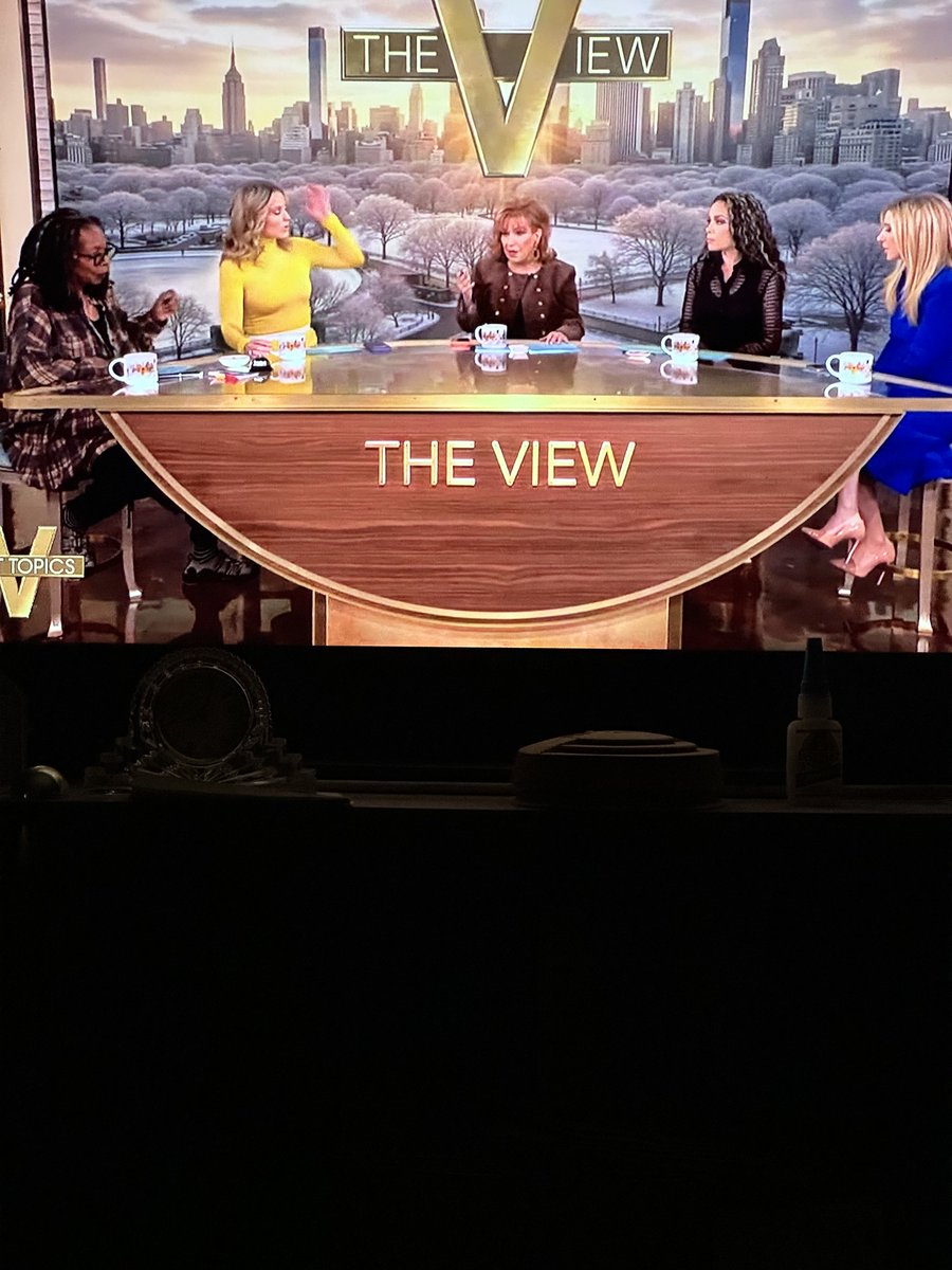 HenryNesby's tweet photo. 1) Dear my favorite STAR in the Galaxy, Whoopi, your guest host on The View today, is proud of Trump because the Stock Market is as she says, STRONG. She may be wealthy rich and cute, but she doesn’t know anything about ETHICS IN GOVERNMENT &amp; INSIDER TRADING BY POLITICIANS. https://t.co/47s1kqxUHK
