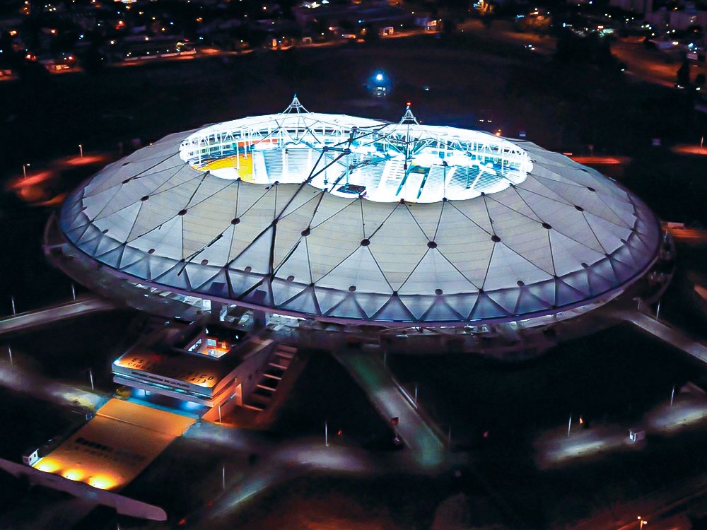 okdobleamarilla's tweet photo. 🚨#ALERTA | La final del #TorneoClausura se jugará en el Estadio Único Diego Armando Maradona "Tricampeones del Mundo", según pudo saber @okdobleamarilla 

📌El encuentro que definirá al campeón de segundo torneo se jugará el sábado 12 de Diciembre en el recinto ubicado en La Plata

📌La decisión acaba de ser anunciada en la reunión de Comité Ejecutivo de la #LigaProfesional que se realiza en Ezeiza