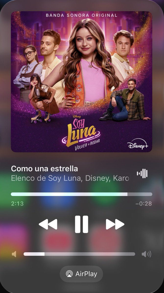 iphltbsl's tweet photo. sigo sin entender pq metieron a M en esta canción si casi ni se le escucha, además ni queda https://t.co/pgKUn6PwY2