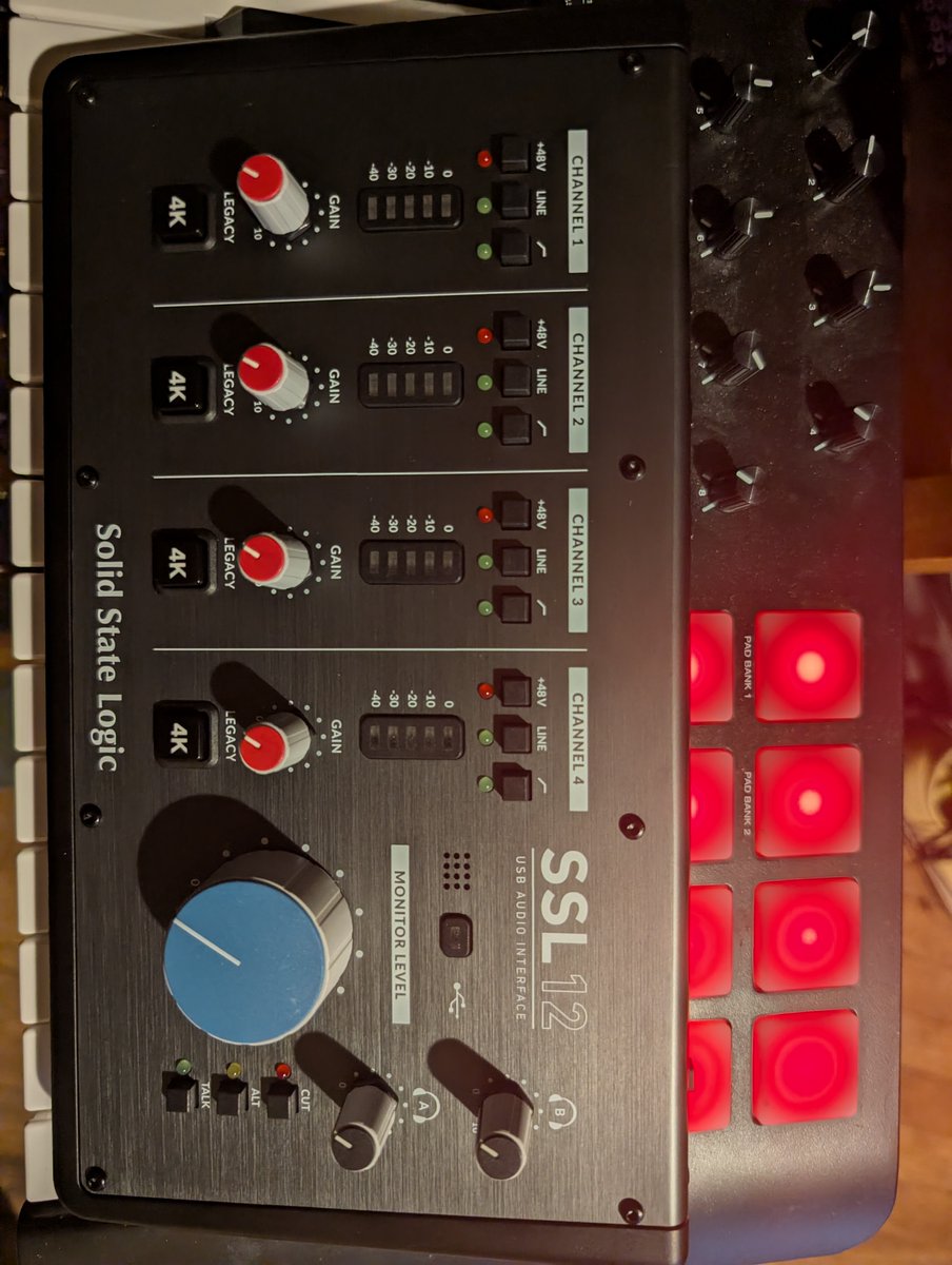 VAQOMUSIC's tweet photo. New update: the SSL 12 from Solid State Logic. The goal was to upgrade the quality and opportunities of recording processes. It has a better preamp and control over the sound. @solidstatelogic

From now on, new sounds... Let's try it and turn it on... https://t.co/p3LXF5jaWH
