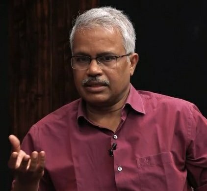 KraantiKumar's tweet photo. दिलीप मंडल एक समय सोशल मीडिया पर हमलोगों के मार्गदर्शक थे.

सोशल मीडिया पर आरक्षण के खिलाफ मुहिम चलाई जा रही है. दिलीप मंडल विपक्षी पार्टियों और विपक्षी नेताओं के खिलाफ लिख रहे हैं.

सरकार की नीतियों का गुणगान कर रहे हैं. मोदी जी के नाम की माला जप रहे हैं. आरक्षण के खिलाफ चल रही मुहिम को कर्नाटक इनकम टैक्स ऑफर @nethrapal सर ने तथ्यों के आधार पर नेस्तनाबूद कर दिया.

जहां दिलीप मंडल सरकारी नीतियों का ढोल पीट रहे हैं, वहीं नेत्रपाल सर AIIMS रिजल्ट में SC ST OBC के बेहतरीन प्रदर्शन पर पोस्ट कर रहे हैं. जनवरी में घोषित कर्नाटक इनकम टैक्स के रिजल्ट में भी OBC SC ने टॉप 10 में आधी से ज्यादा रैंक पर कब्ज़ा किया है.
