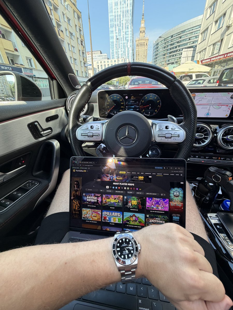 Jarksoobo's tweet photo. Building a Fortnite studio means even road trips become Fortnite research. 💀 https://t.co/ng2FQu6IEh