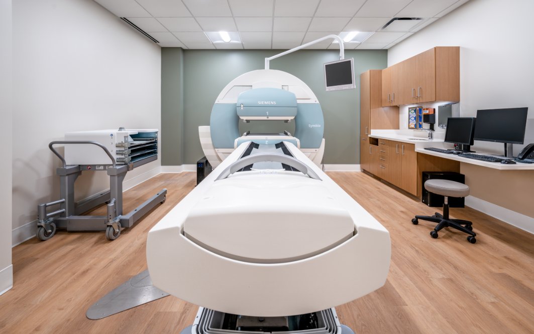 leobuild's tweet photo. This #NationalHealthCenterWeek, we're reflecting on the healthcare projects we've proudly delivered. From major hospitals to outpatient centers &amp; laboratories, our team has skillfully navigated the complex systems that healthcare facilities demand. https://t.co/wtxeKkKTyg