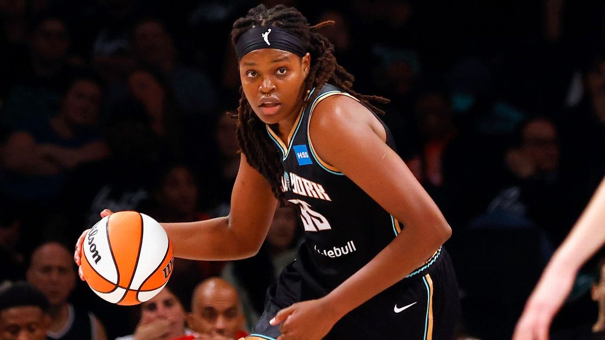 OutlierDotBet's tweet photo. Jonquel Jones has been cleaning the glass at home 😤 https://t.co/6U2koj5qiw