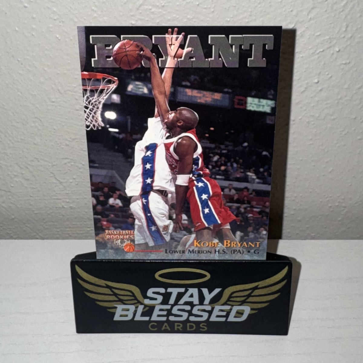 StayBlessedCard's tweet photo. $18 shipped

1996 Score Board Basketball Rookies
#15 Kobe Bryant (RC) https://t.co/32iO9t5HYb