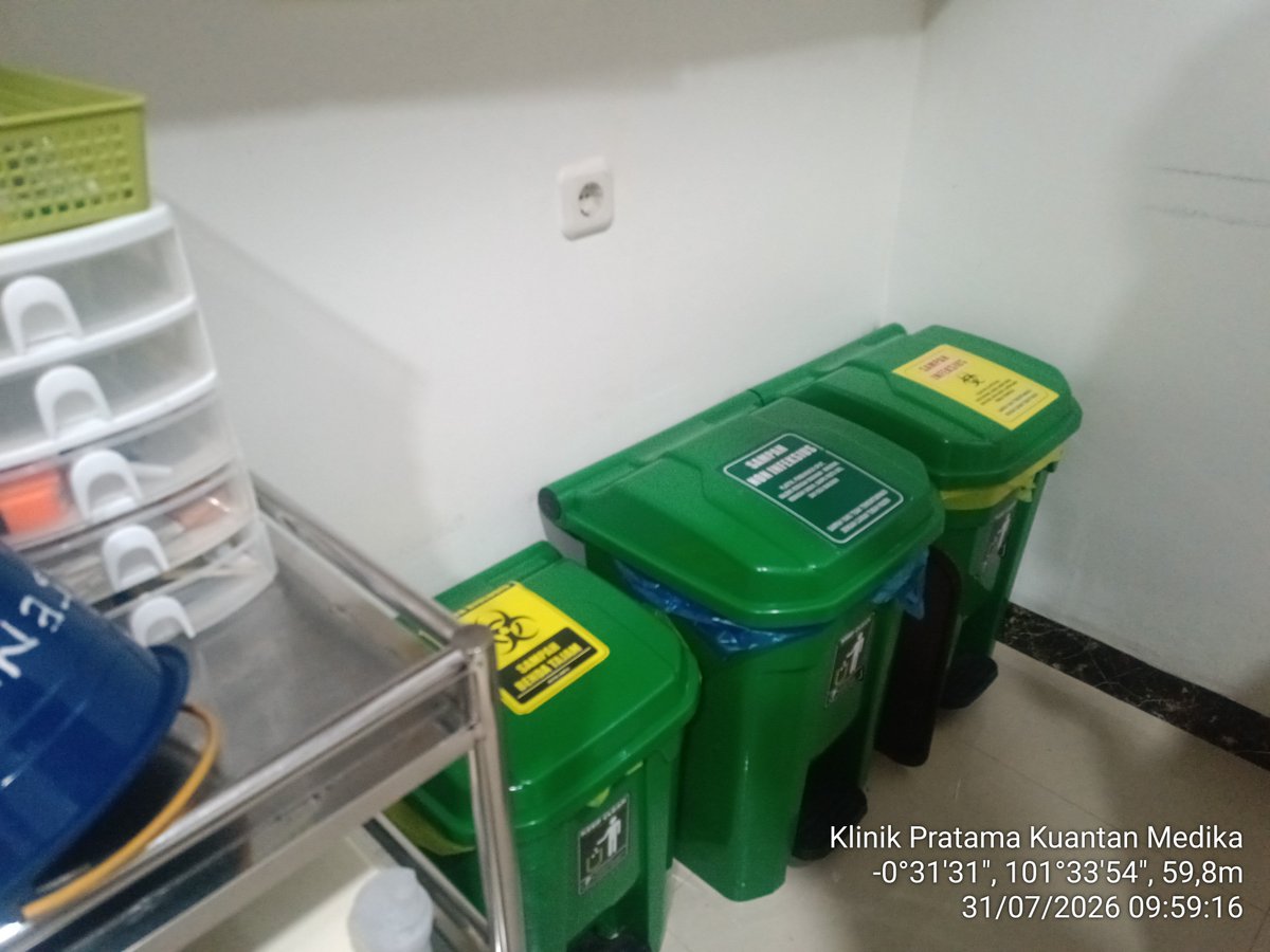 ardha_sys's tweet photo. 31072026.....Pengawasan Penaatan Lingkungan Hidup ke Klinik Pratama Kuantan Medika di Teluk Kuantan #klinik https://t.co/s5j3p70Fnn