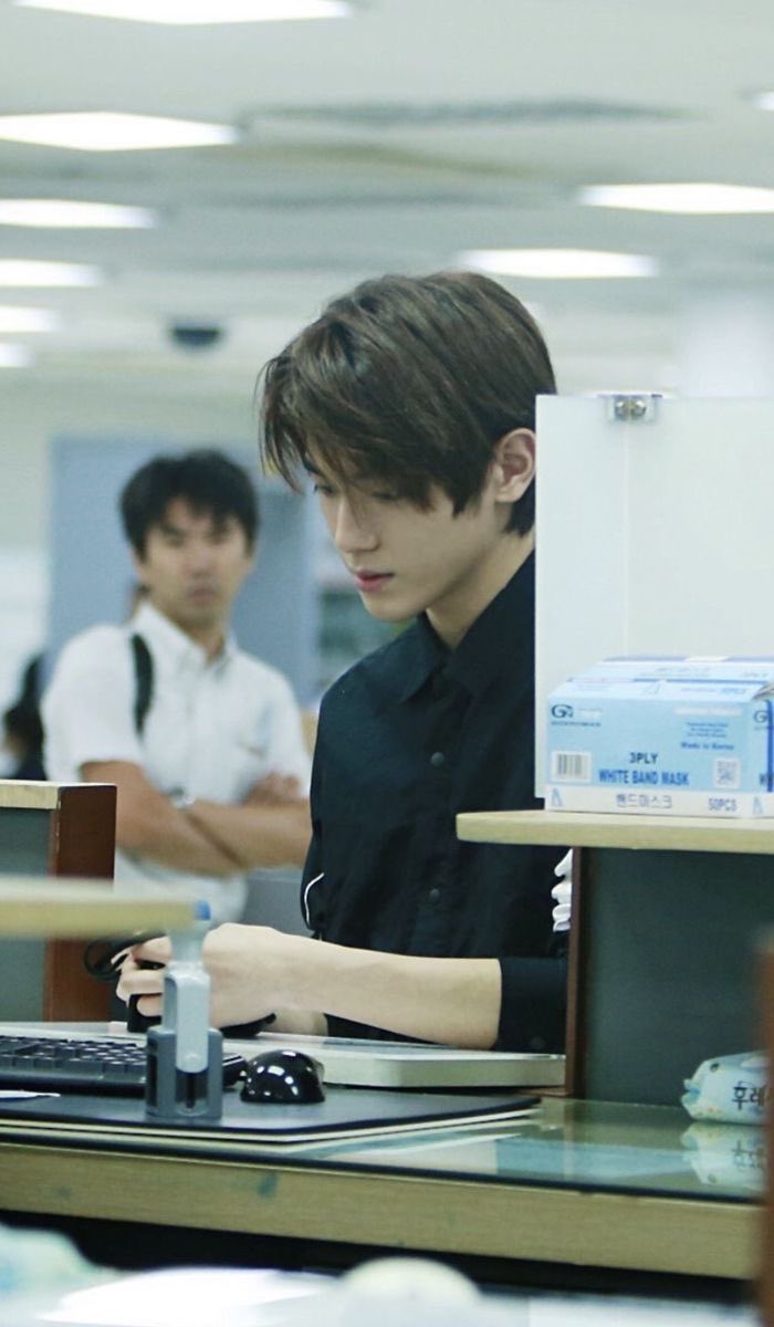 tywlvhd's tweet photo. 태용은 아무것도 안했는데
그냥 나 혼자 설레는 사진들 https://t.co/SKhhvKSDp5